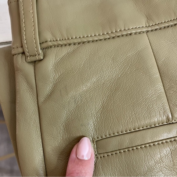 Aritzia Babaton Women's Size 4 Command Cropped Pant Mid Rise Vegan Leather Tan - Picture 12 of 12